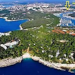 Karmen * Pula