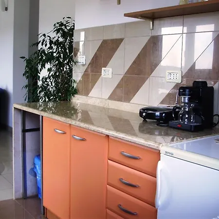 Karmen Apartment *