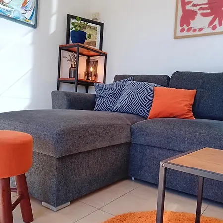 Apartman Karmen *