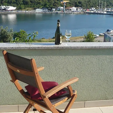 アパート Karmen *